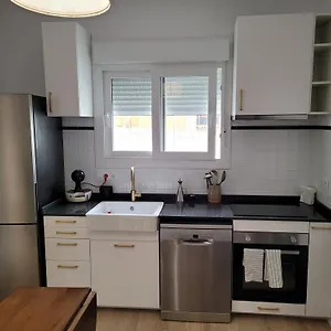  Apartamento Con Wifi, Patio Y Garaje Privado